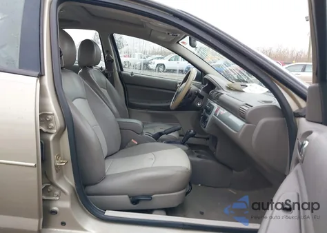 2005 Chrysler Sebring Touring z USA, uszkodzony, nr VIN 1C3EL56R55N548591